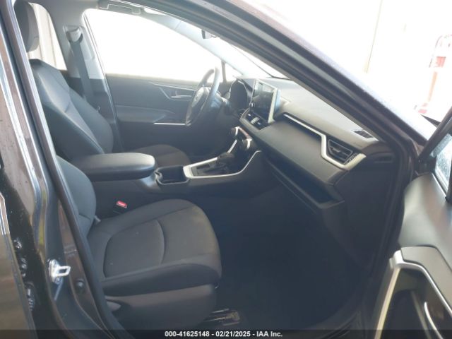 2T3W1RFV2RC298558 Toyota Rav4 Xle
