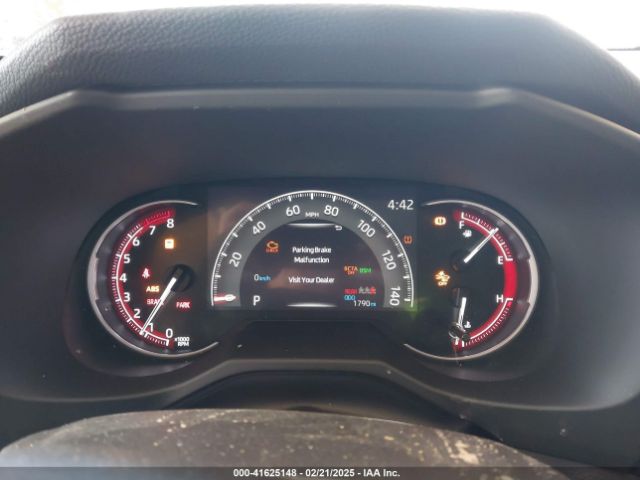 2T3W1RFV2RC298558 Toyota Rav4 Xle