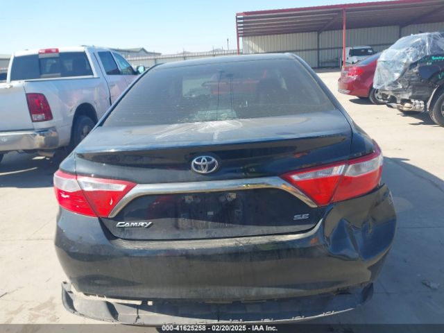 4T1BF1FK0HU349018 Toyota CAMRY SE