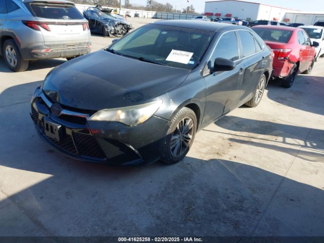 4T1BF1FK0HU349018 Toyota CAMRY SE