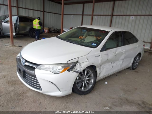 4T1BD1FKXHU218247 Toyota Camry Hybrid Xle