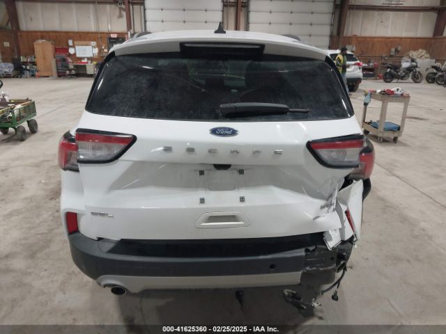 1FMCU9H95NUA33192 Ford ESCAPE SEL