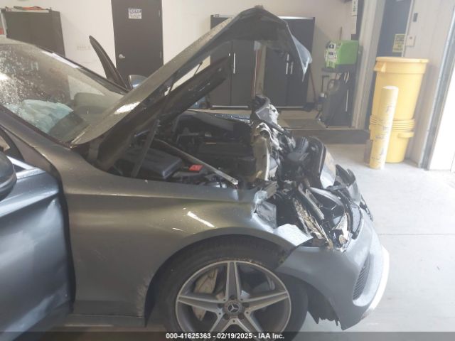 55SWF4JB6JU252160 Mercedes-Benz C 300