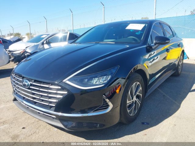 KMHL24JJ4PA055136 Hyundai Sonata Hybrid Blue