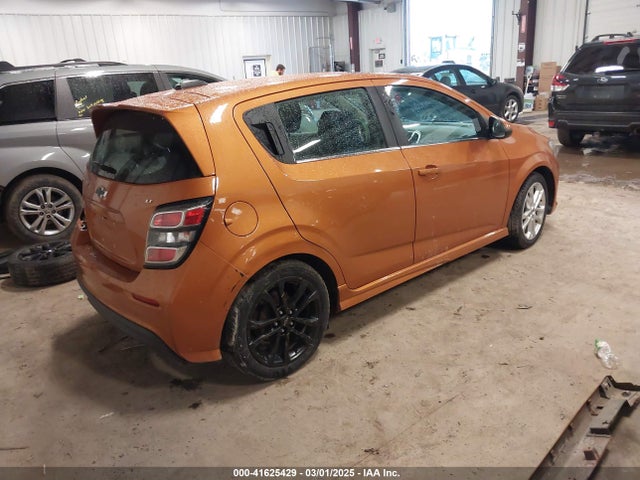 1G1JD6SB9J4102264 Chevrolet Sonic Lt Auto