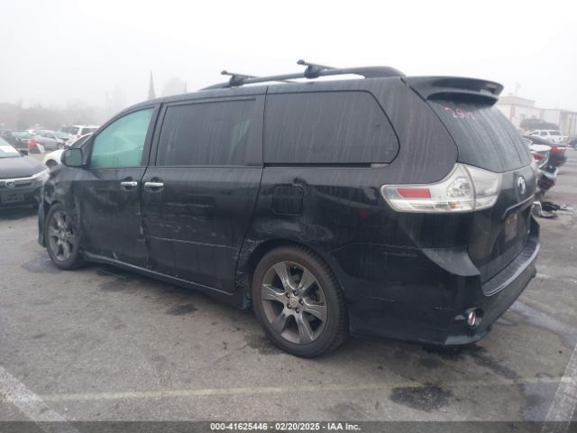 5TDXK3DC0FS624644 Toyota Sienna Se 8 Passenger