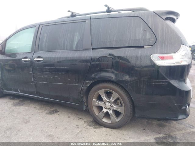 5TDXK3DC0FS624644 Toyota Sienna Se 8 Passenger