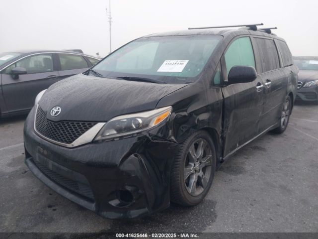 5TDXK3DC0FS624644 Toyota Sienna Se 8 Passenger