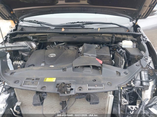 5TDKZRFH2KS327578 Toyota Highlander Se/xle