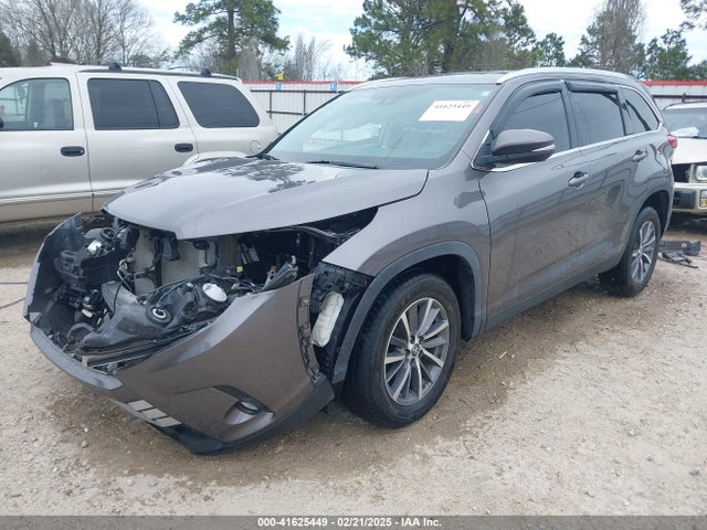 5TDKZRFH2KS327578 Toyota Highlander Se/xle
