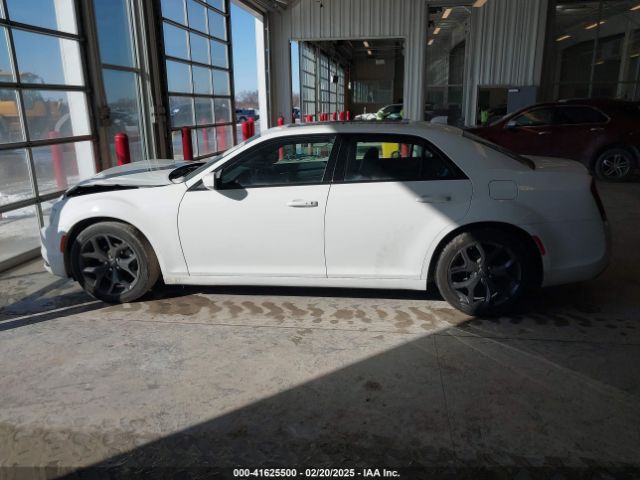 2C3CCABG2NH121009 Chrysler 300 S