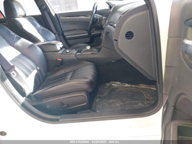 2C3CCABG2NH121009 Chrysler 300 S