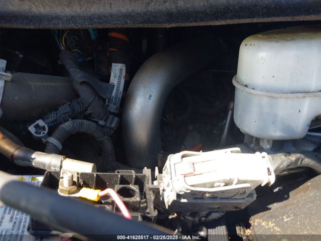 1GT12TE8XGF136674 GMC Sierra 2500hd Slt