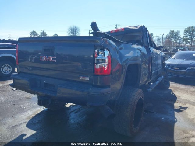 1GT12TE8XGF136674 GMC Sierra 2500hd Slt