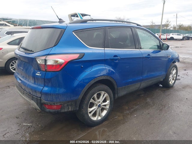 1FMCU9GD0JUD19077 Ford ESCAPE SE