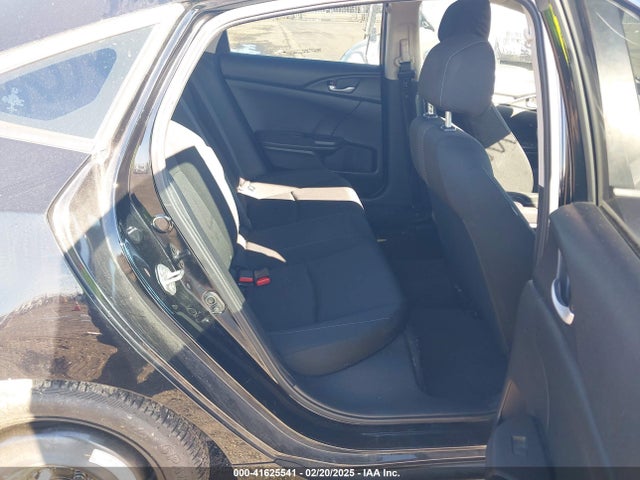 2HGFC2F55HH551811 Honda Civic Lx