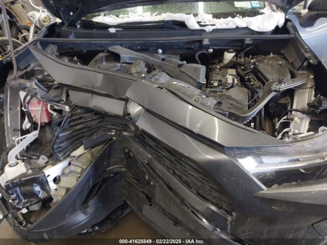 2T3F1RFV1PC371481 Toyota RAV4 LE