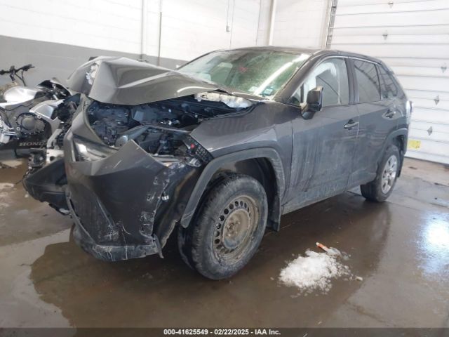 2T3F1RFV1PC371481 Toyota RAV4 LE