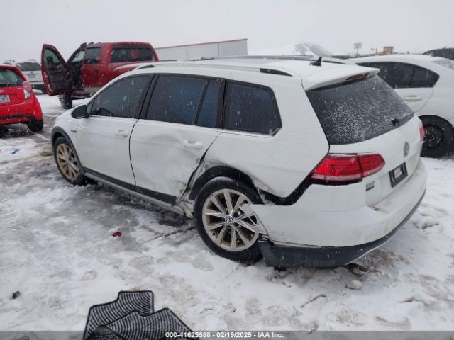 2018 VOLKSWAGEN GOLF ALLTRACK 3VWM17AU0JM768534 Photo 2