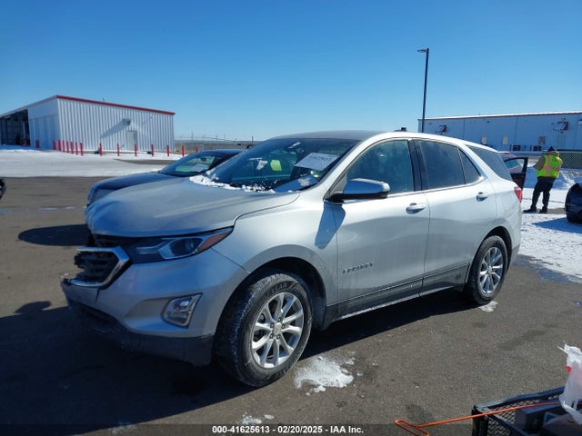 2GNAXSEV9J6350260 Chevrolet EQUINOX LT