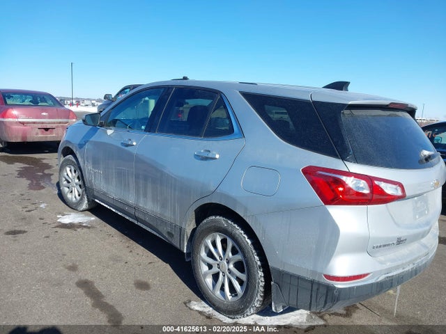 2GNAXSEV9J6350260 Chevrolet EQUINOX LT