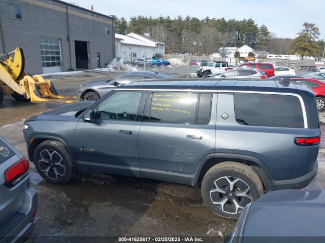 7PDSGABA6PN023661 Rivian R1s Adventure