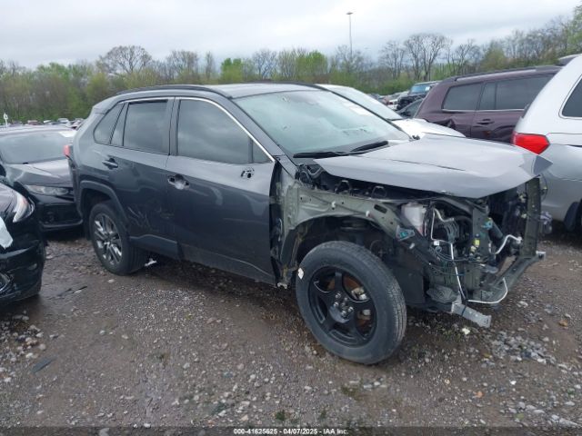 2T3A1RFV8NC297757 auction archive image