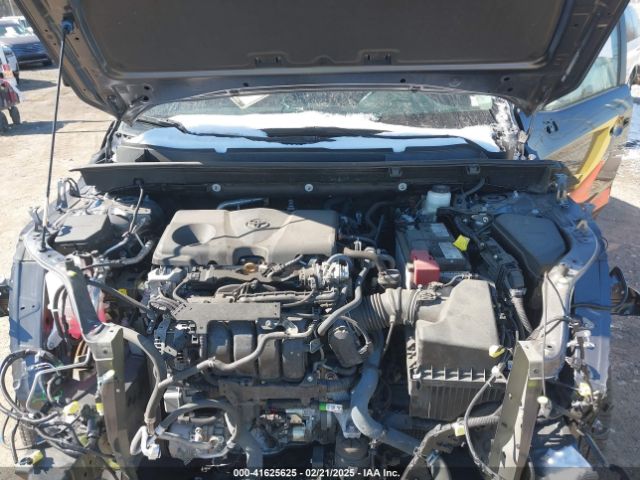 2T3A1RFV8NC297757 Toyota Rav4 Xle Premium