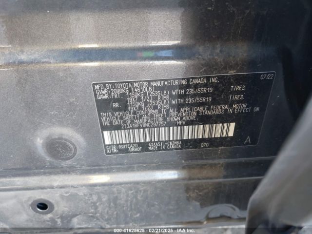 2T3A1RFV8NC297757 Toyota Rav4 Xle Premium