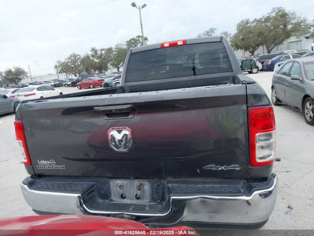 3C6UR5DL9LG159759 RAM 2500 Big Horn  4x4 6'4 Box