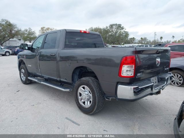 3C6UR5DL9LG159759 RAM 2500 Big Horn  4x4 6'4 Box
