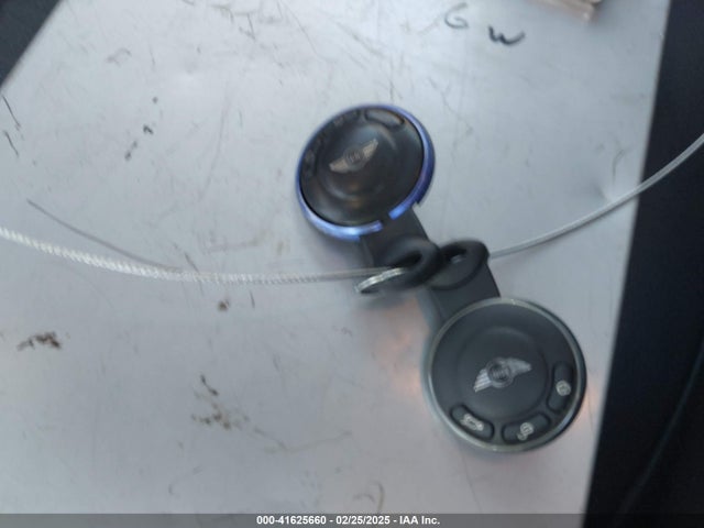 2009 MINI COOPER WMWMF33509TU72507 Photo 10