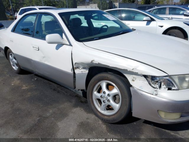 1997 LEXUS ES 300 JT8BF22G3V0014106 Photo 5