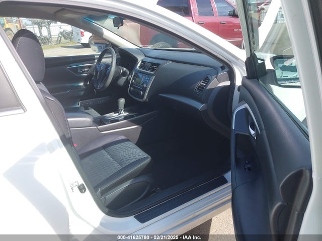 1N4AL3AP2JC111566 Nissan Altima 2.5 S