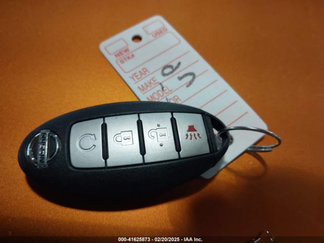 JN1BJ1CR9HW131669 Nissan Rogue Sport Sv