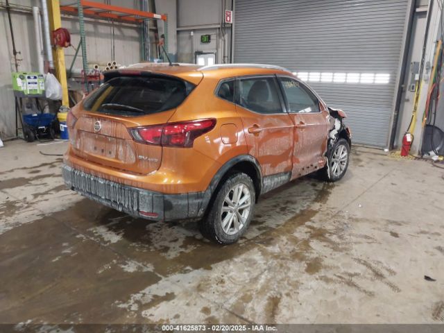 JN1BJ1CR9HW131669 Nissan Rogue Sport Sv
