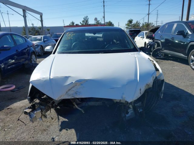 WAUB8GFF7J1050666 Audi A3
