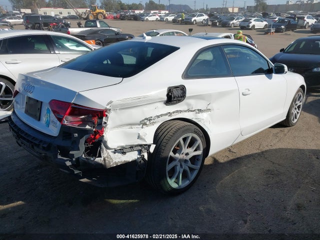 2012 AUDI A5 WAULFAFR7CA004372 Photo 3