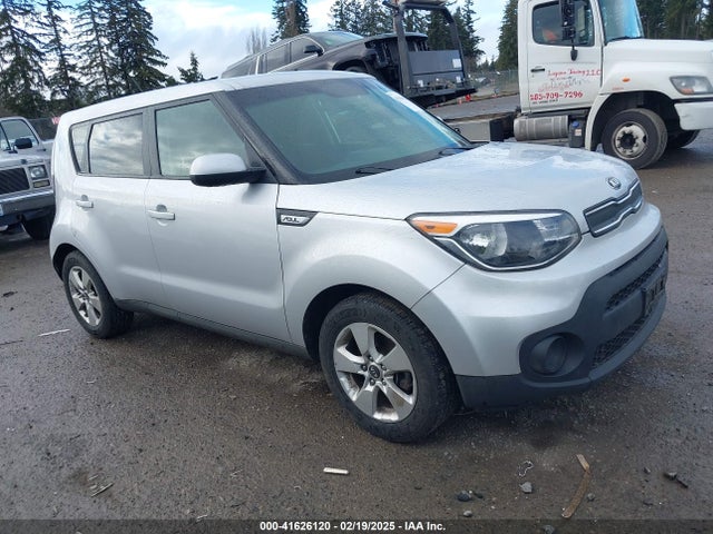 KIA Soul 2017 KNDJN2A26H7438946 Image 1