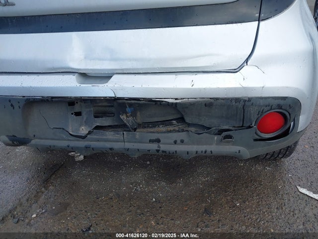 KIA Soul 2017 KNDJN2A26H7438946 Image 6