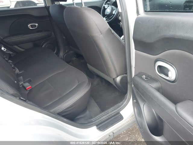 KIA Soul 2017 KNDJN2A26H7438946 Image 8