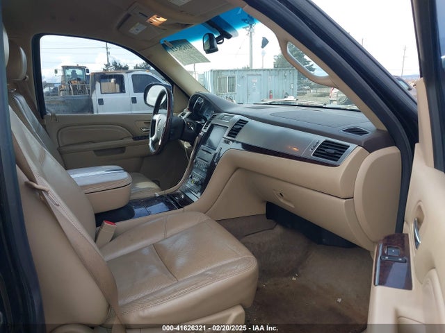 2010 CADILLAC ESCALADE 1GYUKAEF3AR106173 Photo 4