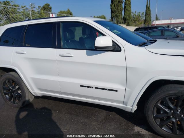 1C4RJEAG2LC306195 Jeep Grand Cherokee Altitude 4x2