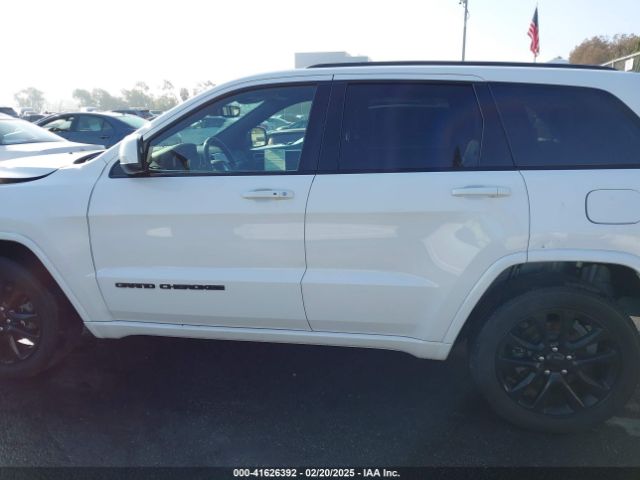 1C4RJEAG2LC306195 Jeep Grand Cherokee Altitude 4x2