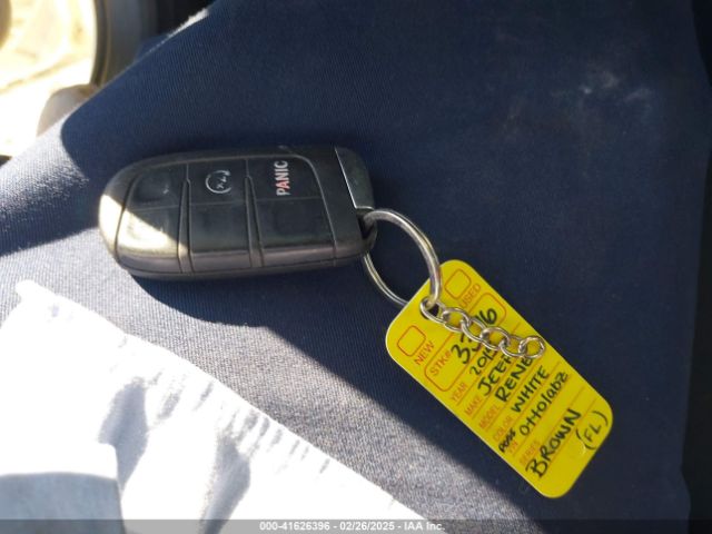ZACCJABT2FPC31041 Jeep Renegade Latitude