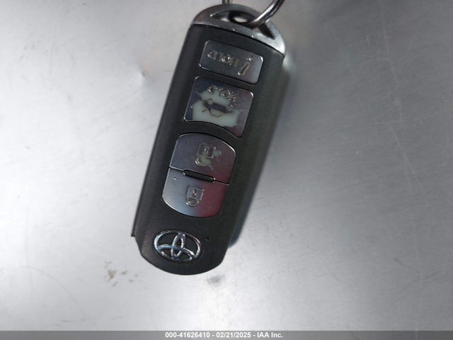 3MYDLBYV2HY166320 Toyota p5v