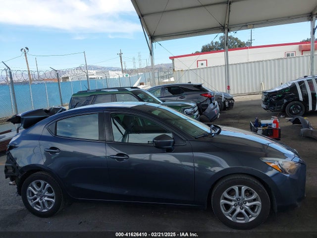 3MYDLBYV2HY166320 Toyota p5v