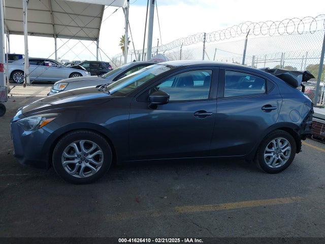 3MYDLBYV2HY166320 Toyota p5v