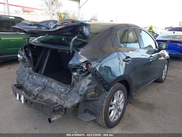 3MYDLBYV2HY166320 Toyota p5v