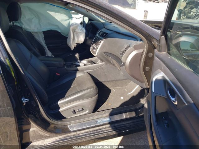 1N4AL3AP2HC164133 Nissan Altima 2.5 Sl